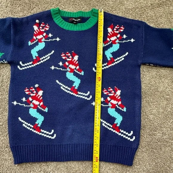Women’s 33 Degrees Blue Skier Ugly Sweater - Picture 5 of 6